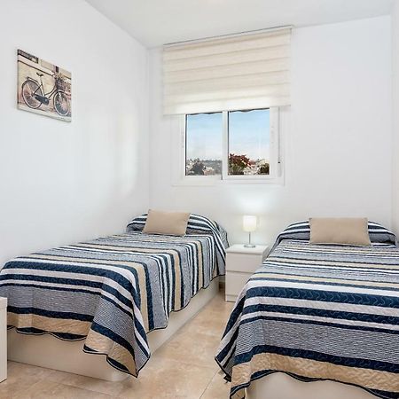Wintowinrentals Best Location, Beach, Pool & Parking Rincón de la Victoria Exterior foto