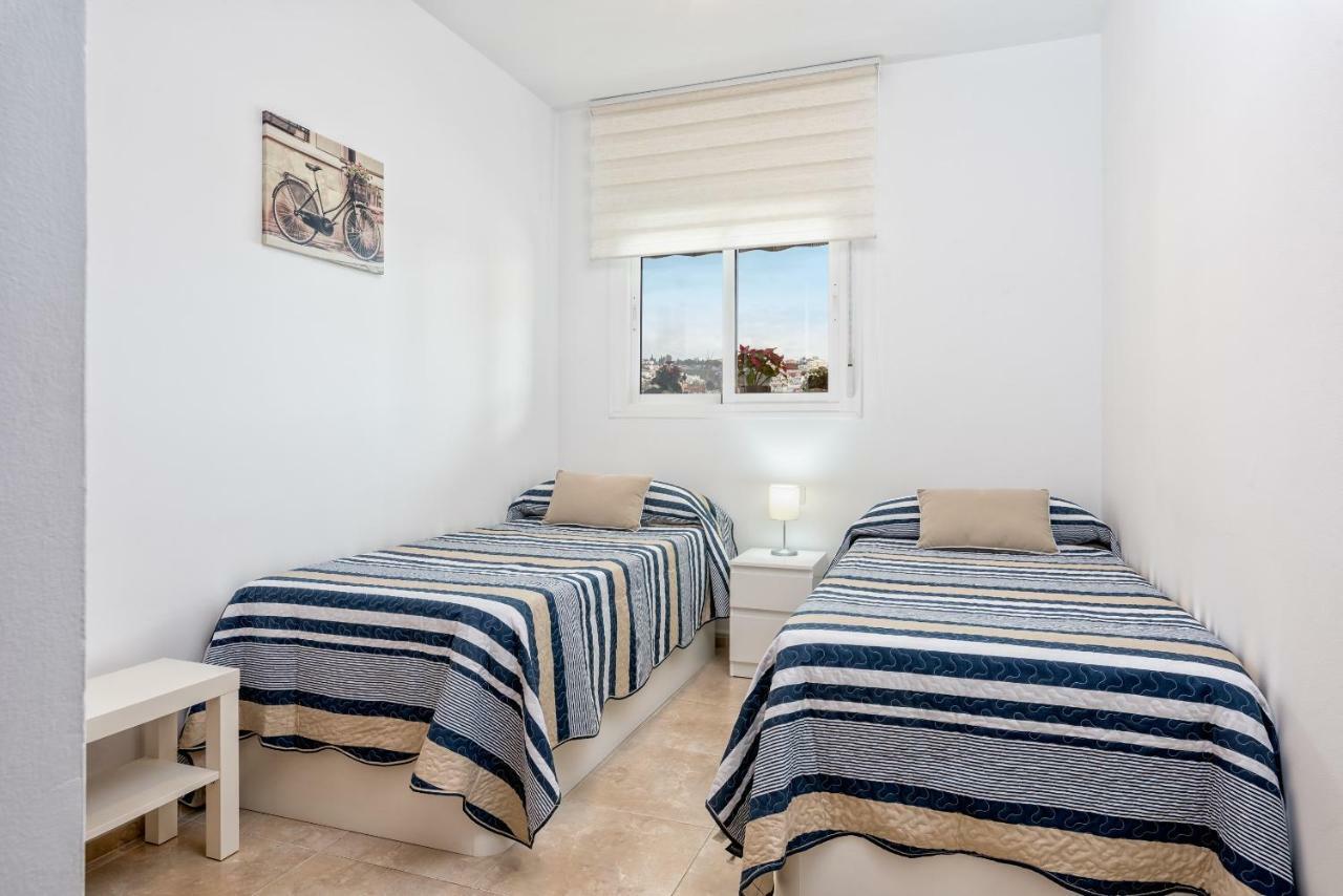Wintowinrentals Best Location, Beach, Pool & Parking Rincón de la Victoria Exterior foto
