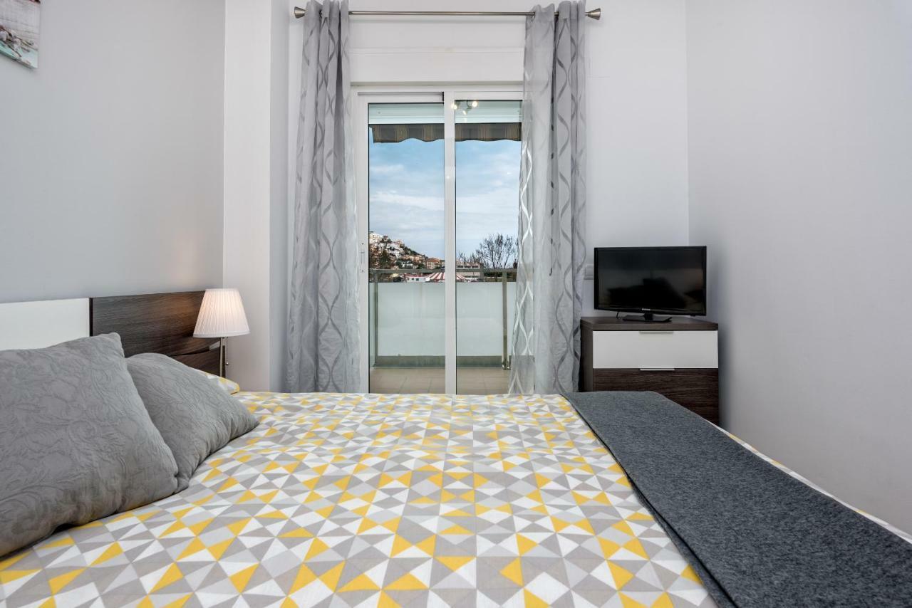 Wintowinrentals Best Location, Beach, Pool & Parking Rincón de la Victoria Exterior foto